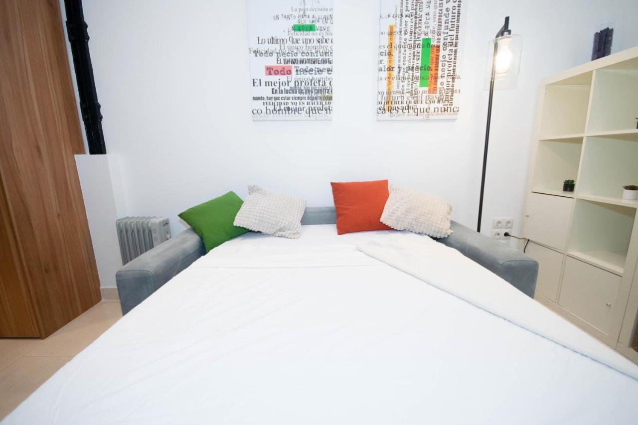 For You Rentals Apartamento Temporal Con Encanto En Malasana Min24 Madrid Eksteriør bilde