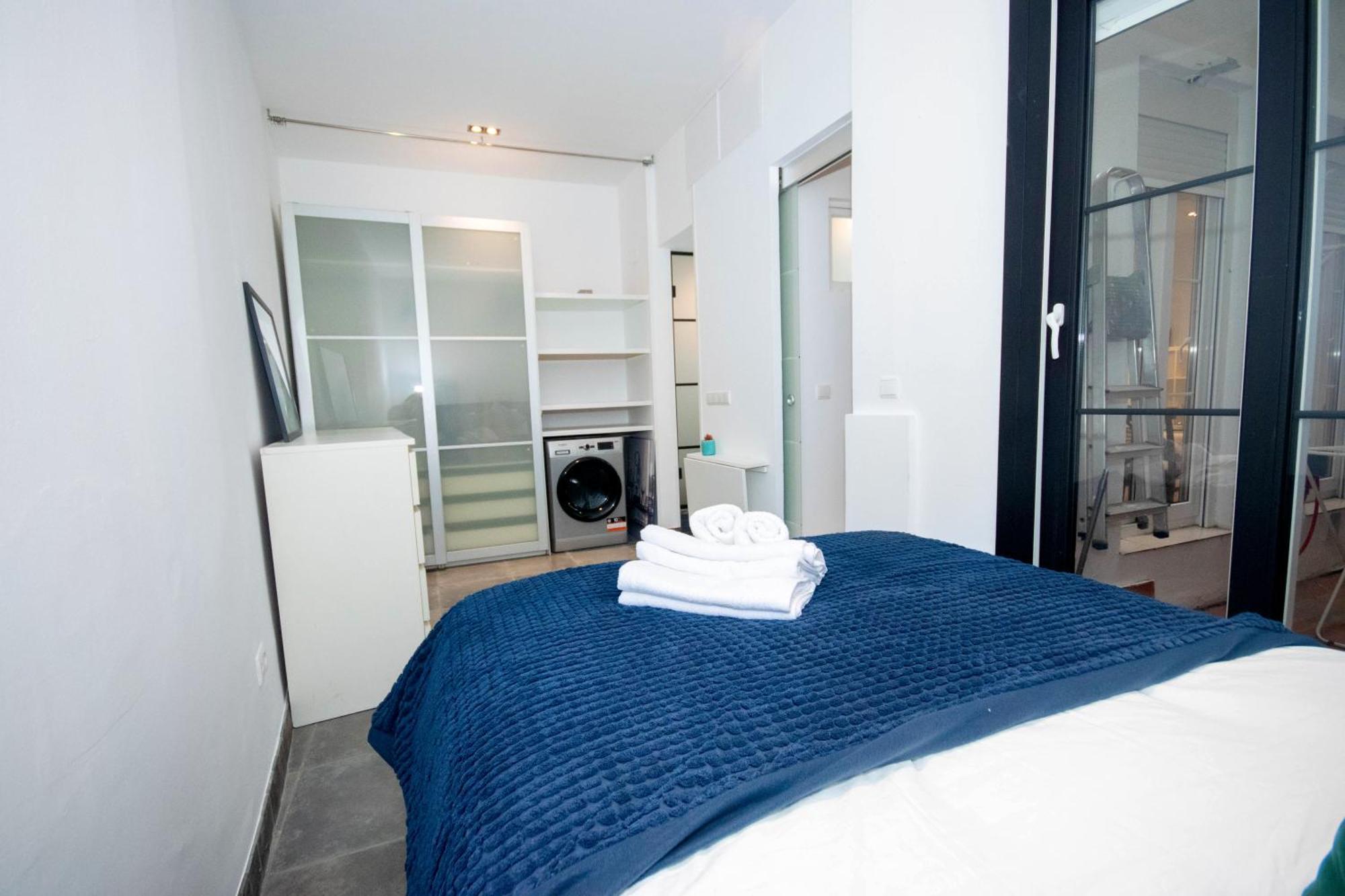 For You Rentals Apartamento Temporal Con Encanto En Malasana Min24 Madrid Eksteriør bilde